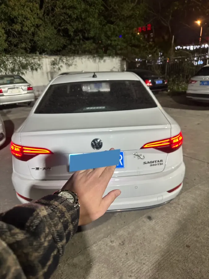 2021 Volkswagen Sagitar 1.4T 150HP L4 7DCT,autocango,china used car exporter,china ev exporter,chinese used car exporter,chinese used ev exporter