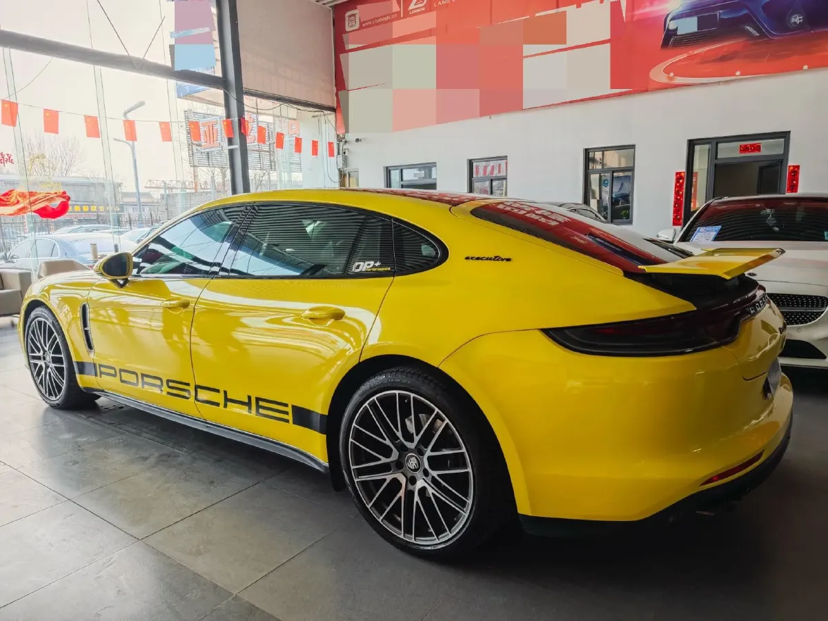2021 Porsche Panamera 2.9T 330HP V6 8DCT,autocango,china used car exporter,china ev exporter,chinese used car exporter,chinese used ev exporter