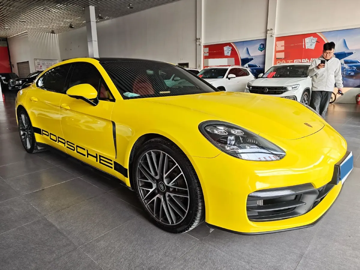2021 Porsche Panamera 2.9T 330HP V6 8DCT,autocango,china used car exporter,china ev exporter,chinese used car exporter,chinese used ev exporter