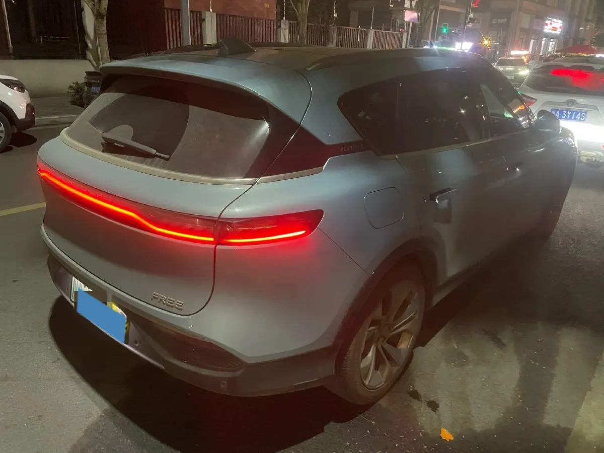 2021 Voyah FREE Range Extended 109HP REEV 33KWH,autocango,china used car exporter,china ev exporter,chinese used car exporter,chinese used ev exporter