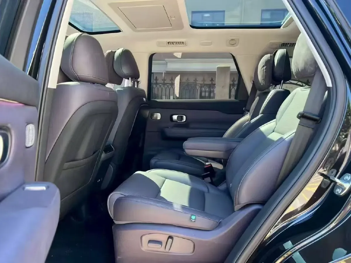 2024 Leapmotor C16 1.5L 95HP L4 REEV 28.4KWH,autocango,china used car exporter,china ev exporter,chinese used car exporter,chinese used ev exporter