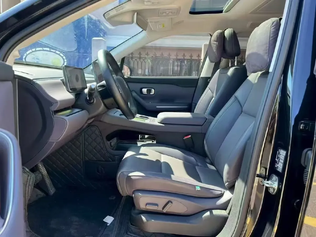 2024 Leapmotor C16 1.5L 95HP L4 REEV 28.4KWH,autocango,china used car exporter,china ev exporter,chinese used car exporter,chinese used ev exporter