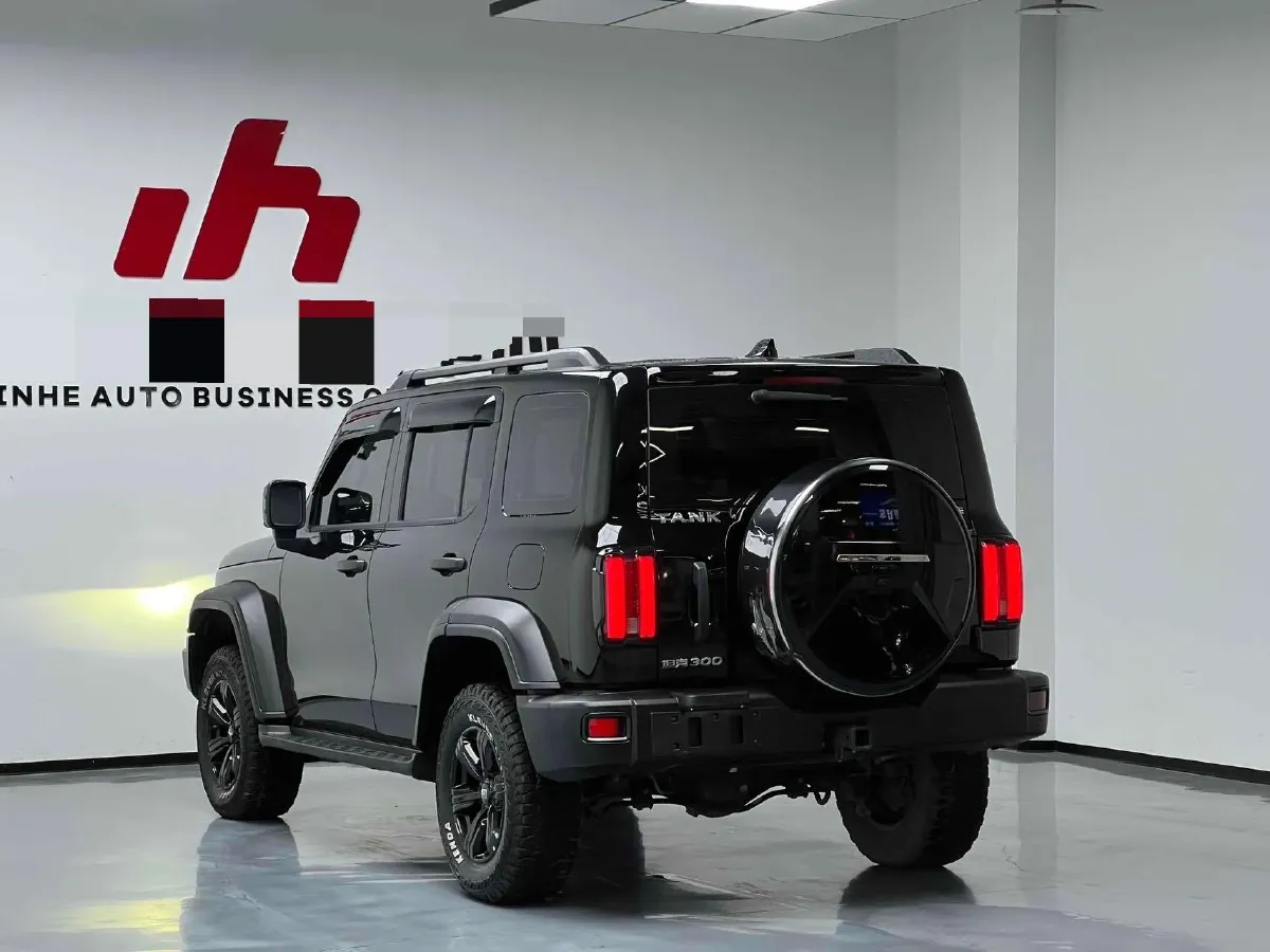 2023 Tank 300 2.0T 227HP L4 8AT,autocango,china used car exporter,china ev exporter,chinese used car exporter,chinese used ev exporter