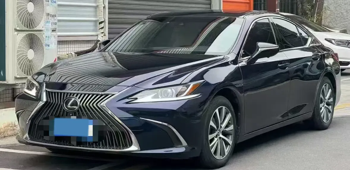 2020 Lexus ES 2.0L 173HP L4 CVT,autocango,china used car exporter,china ev exporter,chinese used car exporter,chinese used ev exporter