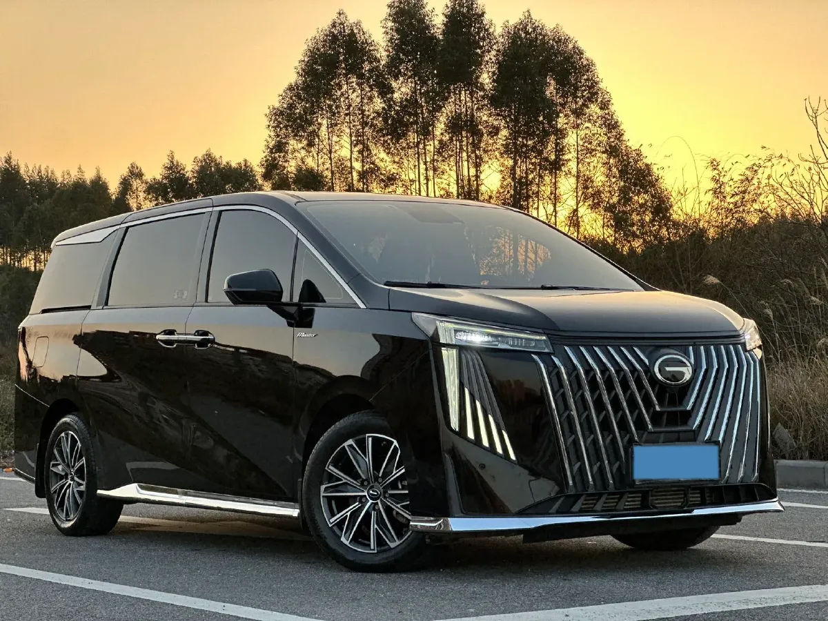 2024 GAC Trumpchi M8 2.0T 252HP L4 8AT,autocango,china used car exporter,china ev exporter,chinese used car exporter,chinese used ev exporter