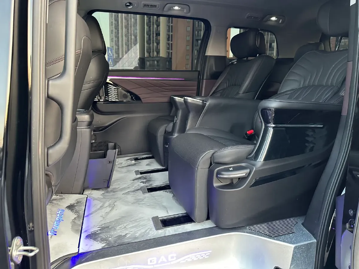 2024 GAC Trumpchi M8 2.0T 252HP L4 8AT,autocango,china used car exporter,china ev exporter,chinese used car exporter,chinese used ev exporter