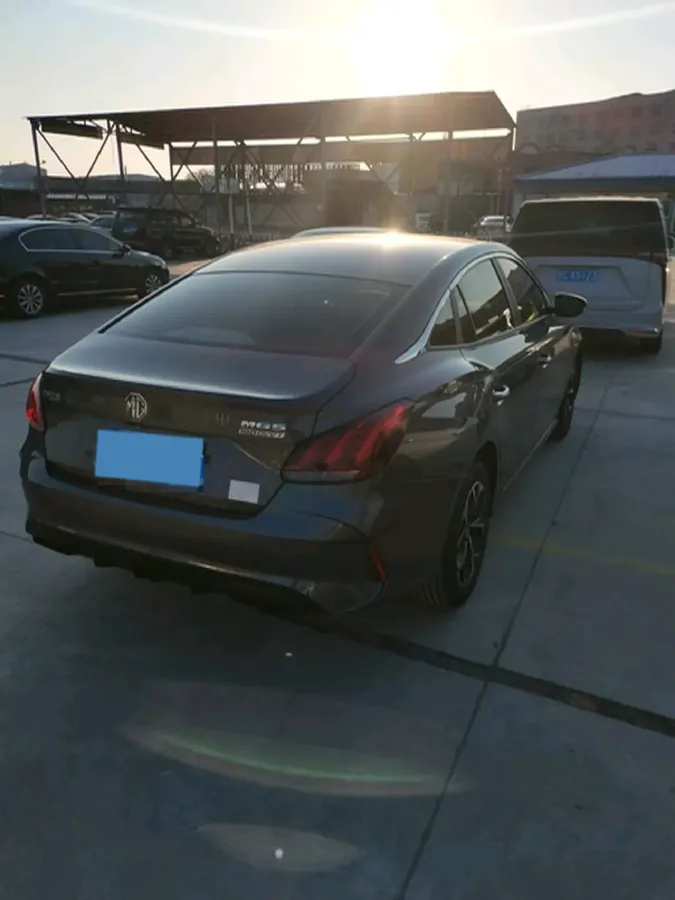 2023 MG 5 1.5L 129HP L4 5MT,autocango,china used car exporter,china ev exporter,chinese used car exporter,chinese used ev exporter