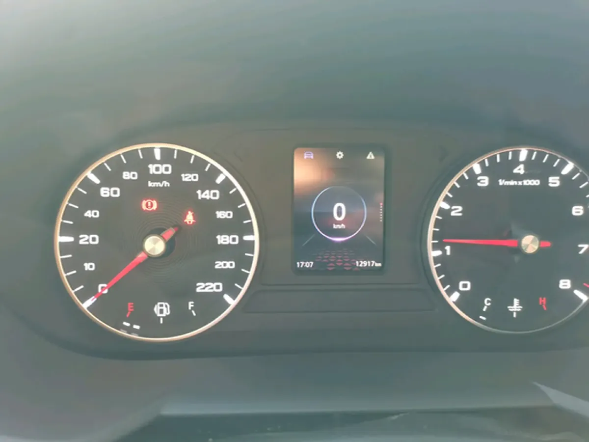 2023 MG 5 1.5L 129HP L4 5MT,autocango,china used car exporter,china ev exporter,chinese used car exporter,chinese used ev exporter