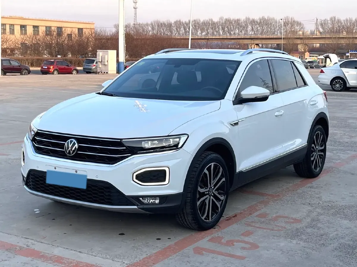 2021 Volkswagen T-Roc 1.4T 150HP L4 7DCT,autocango,china used car exporter,china ev exporter,chinese used car exporter,chinese used ev exporter