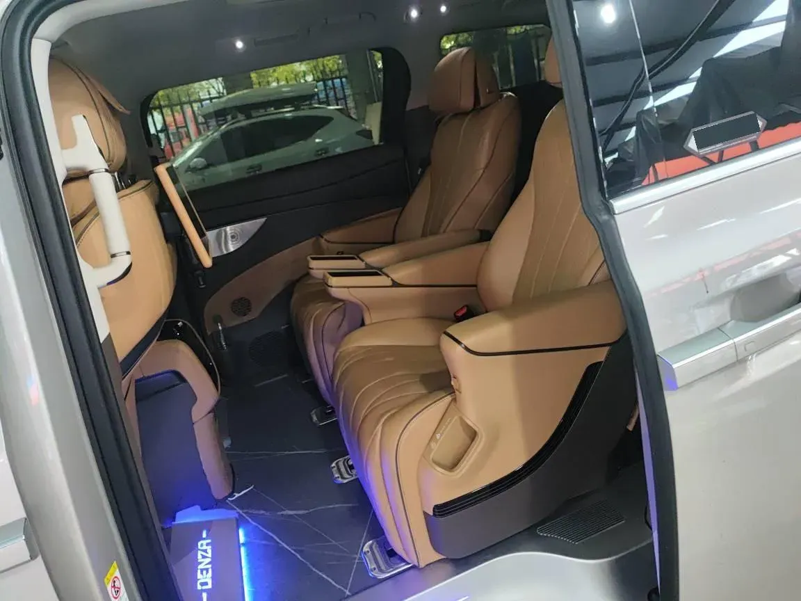 2022 Honda Odyssey 2.0L 146HP L4 E-CVT Hybrid,autocango,china used car exporter,china ev exporter,chinese used car exporter,chinese used ev exporter