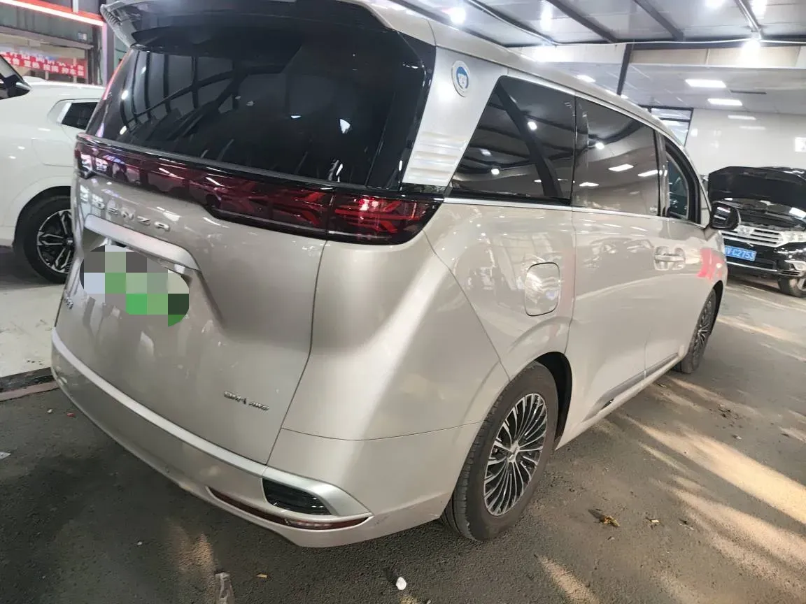 2022 Honda Odyssey 2.0L 146HP L4 E-CVT Hybrid,autocango,china used car exporter,china ev exporter,chinese used car exporter,chinese used ev exporter