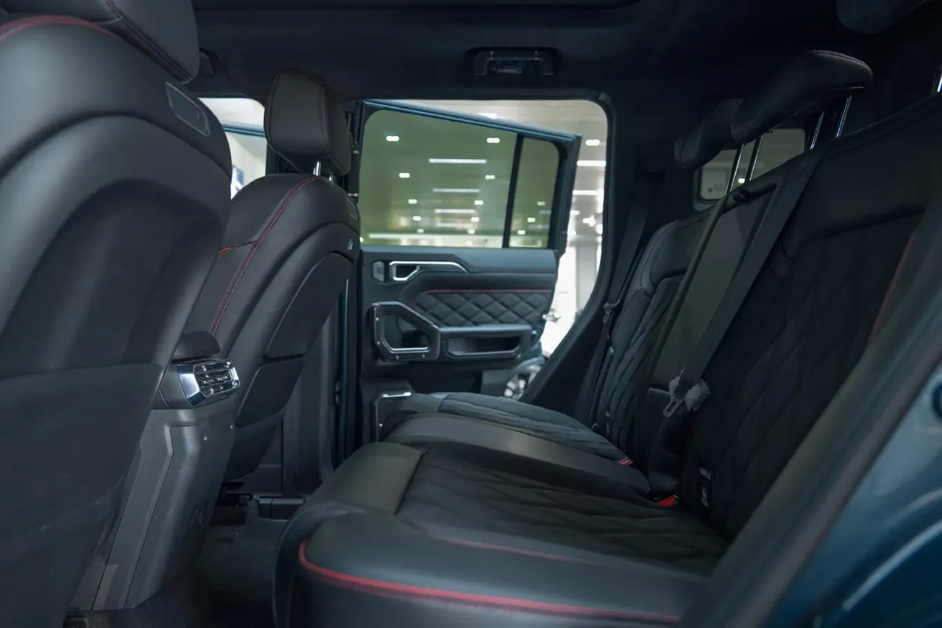 2026 Jetour ShanHai TravellerC-DM 1.5T 156HP L4 3DHT PHEV,autocango,china used car exporter,china ev exporter,chinese used car exporter,chinese used ev exporter