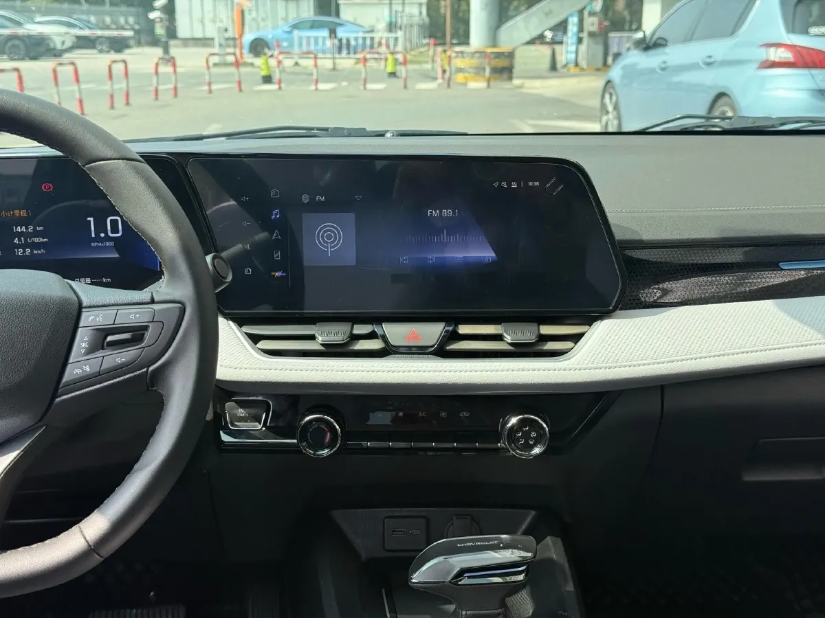 2024 Chevrolet Monza 1.5L 113HP L4 6DCT,autocango,china used car exporter,china ev exporter,chinese used car exporter,chinese used ev exporter