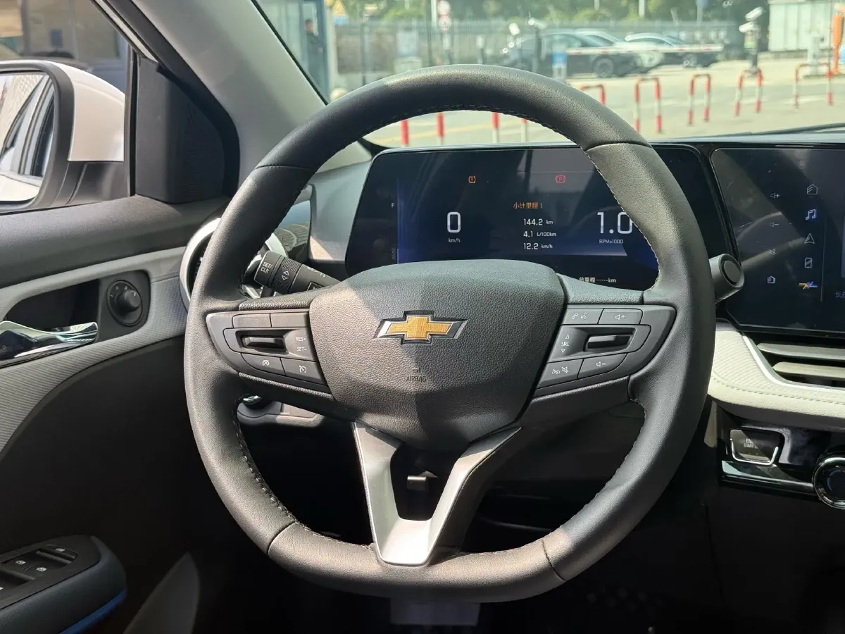 2024 Chevrolet Monza 1.5L 113HP L4 6DCT,autocango,china used car exporter,china ev exporter,chinese used car exporter,chinese used ev exporter