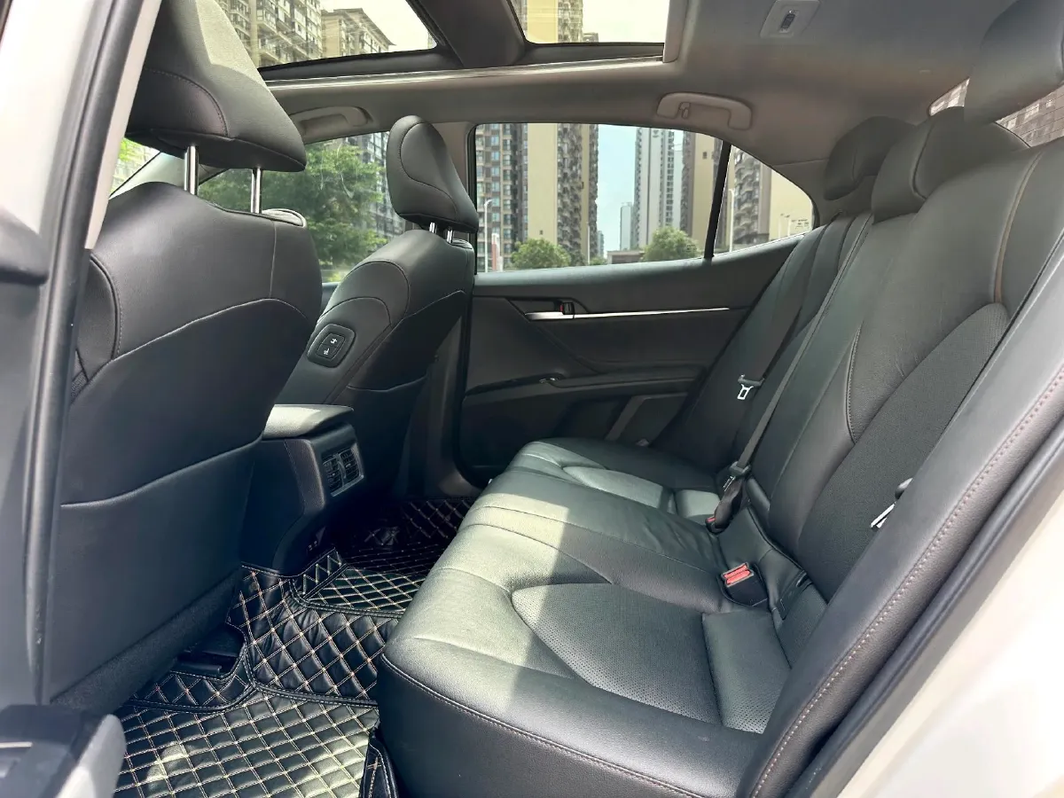 2019 Toyota Camry 2.5L 209HP L4 8AT,autocango,china used car exporter,china ev exporter,chinese used car exporter,chinese used ev exporter