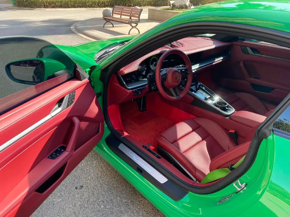 2022 Porsche 911 3.0T 385HP H6 8DCT,autocango,china used car exporter,china ev exporter,chinese used car exporter,chinese used ev exporter