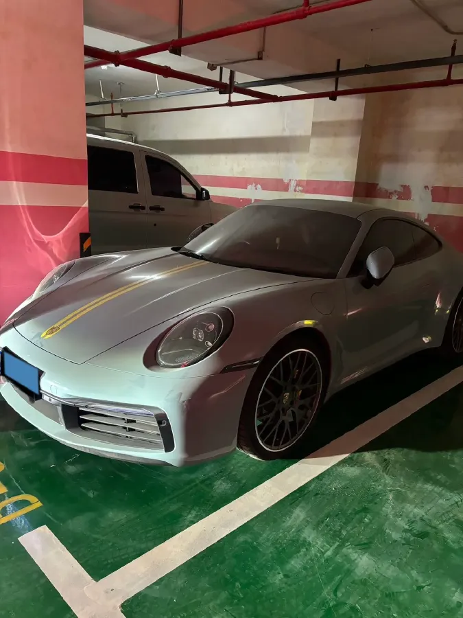 2022 Porsche 911 3.0T 385HP H6 8DCT,autocango,china used car exporter,china ev exporter,chinese used car exporter,chinese used ev exporter