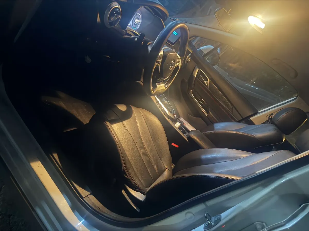 2018 BeiJing Auto EU5 BEV 53.66KWH,autocango,china used car exporter,china ev exporter,chinese used car exporter,chinese used ev exporter