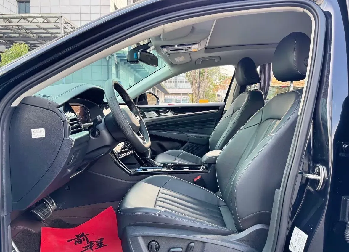 2023 Volkswagen Passat 2.0T 186HP L4 7DCT,autocango,china used car exporter,china ev exporter,chinese used car exporter,chinese used ev exporter
