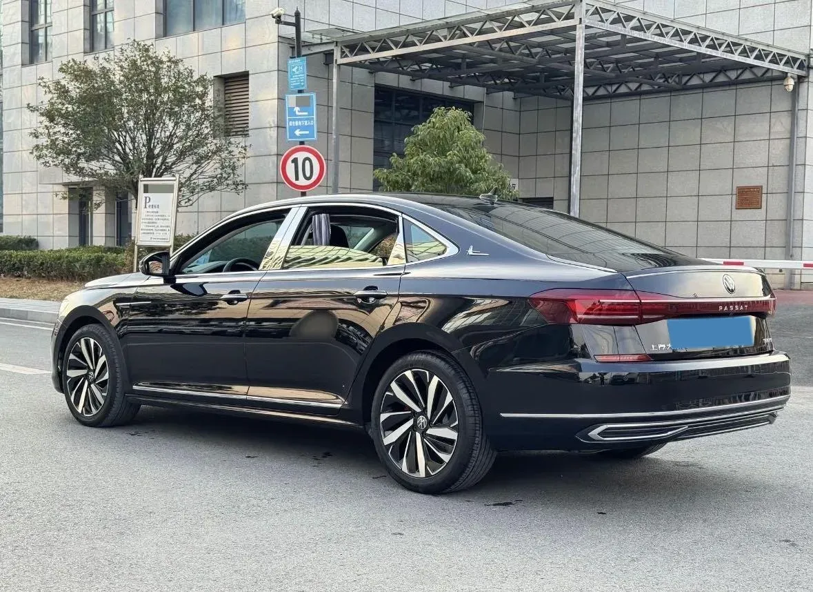 2023 Volkswagen Passat 2.0T 186HP L4 7DCT,autocango,china used car exporter,china ev exporter,chinese used car exporter,chinese used ev exporter
