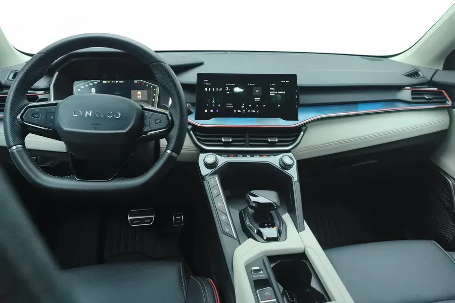 2020 LYNK&CO 06 1.5T 177HP L3 7DCT,autocango,china used car exporter,china ev exporter,chinese used car exporter,chinese used ev exporter