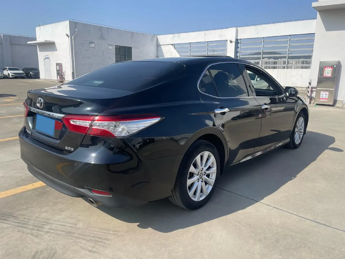 2019 Toyota Camry 2.0L 178HP L4 CVT,autocango,china used car exporter,china ev exporter,chinese used car exporter,chinese used ev exporter