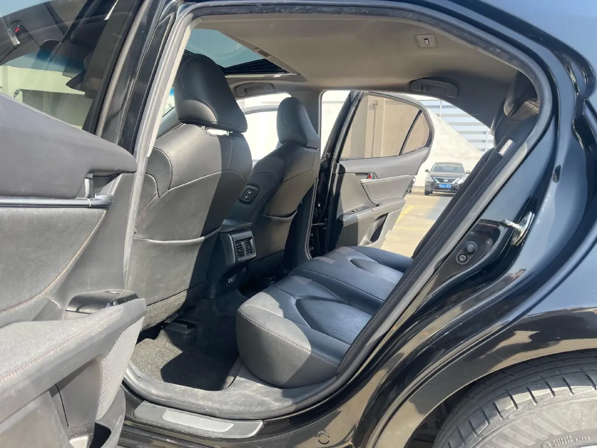 2019 Toyota Camry 2.0L 178HP L4 CVT,autocango,china used car exporter,china ev exporter,chinese used car exporter,chinese used ev exporter