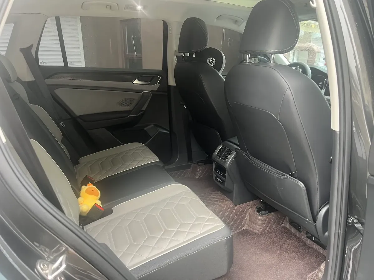 2023 Volkswagen Tayron 2.0T 186HP L4 7DCT,autocango,china used car exporter,china ev exporter,chinese used car exporter,chinese used ev exporter