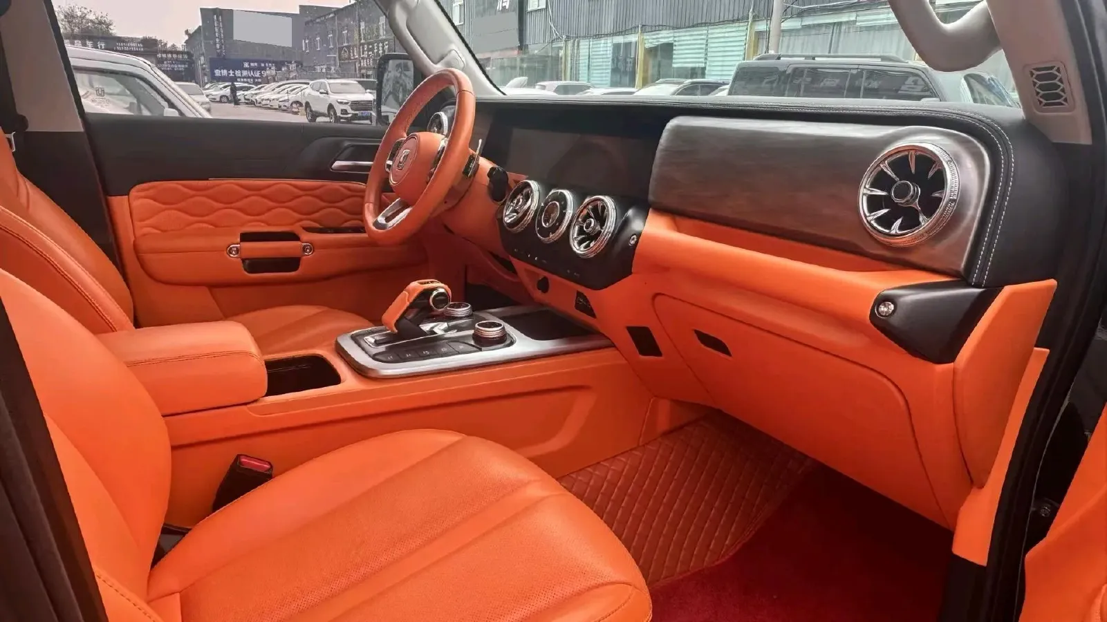 2023 Tank 300 2.0T 227HP L4 8AT,autocango,china used car exporter,china ev exporter,chinese used car exporter,chinese used ev exporter