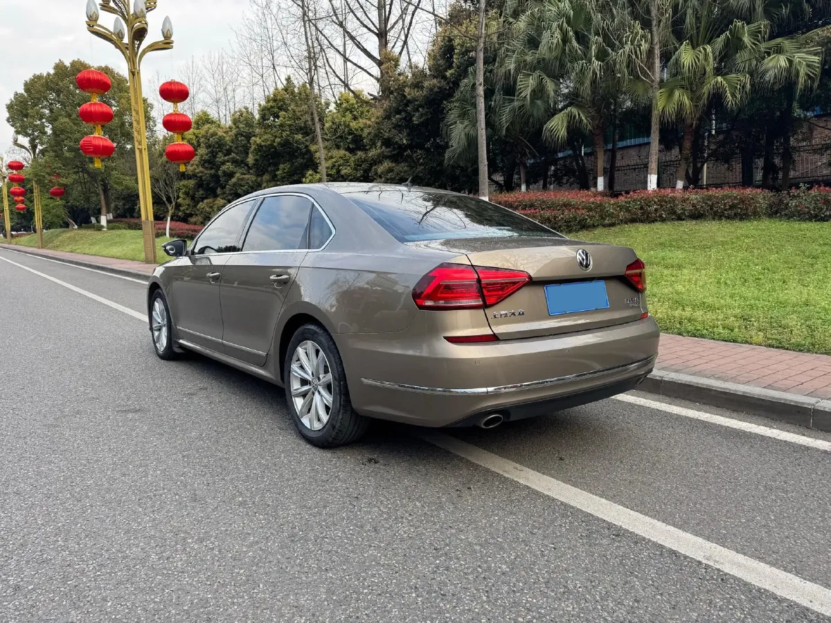2017 Volkswagen Passat 1.8T 180HP L4 7DCT,autocango,china used car exporter,china ev exporter,chinese used car exporter,chinese used ev exporter