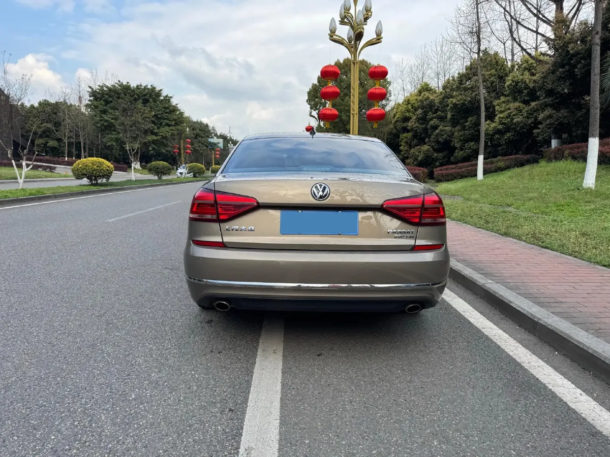 2017 Volkswagen Passat 1.8T 180HP L4 7DCT,autocango,china used car exporter,china ev exporter,chinese used car exporter,chinese used ev exporter