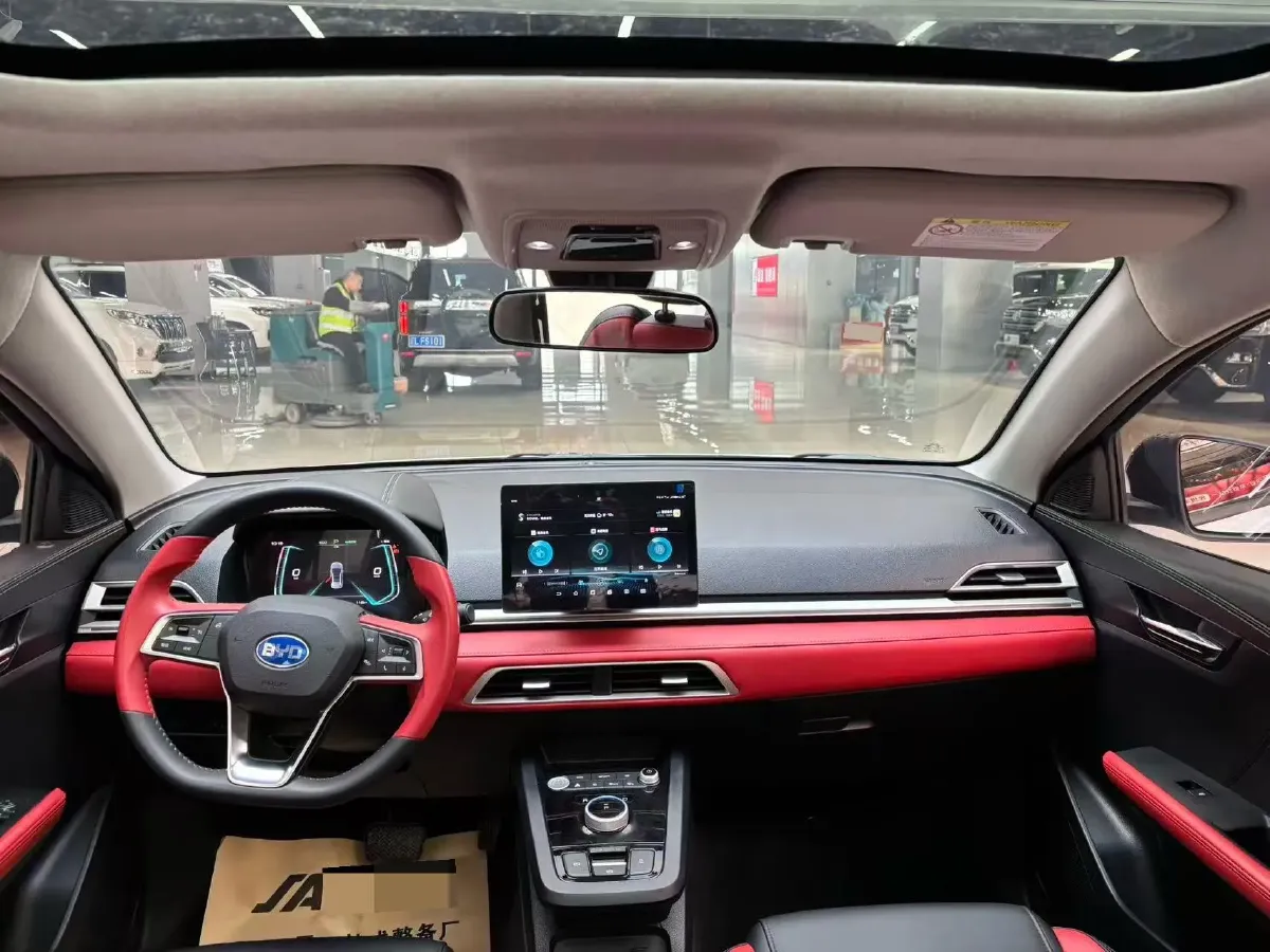 2021 MG Pilot 1.5T 173HP L4 7DCT,autocango,china used car exporter,china ev exporter,chinese used car exporter,chinese used ev exporter