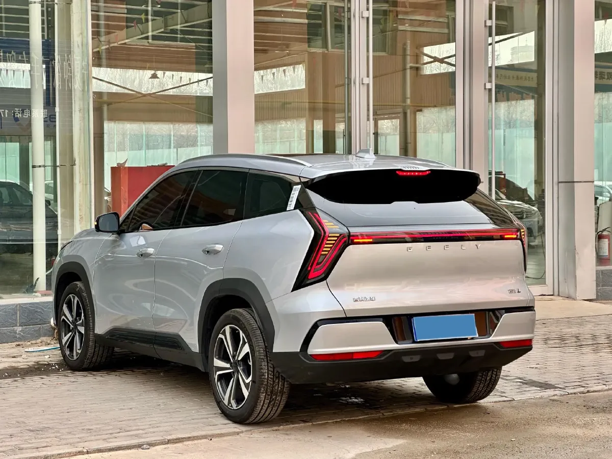 2025 Geely StarRay 1.5T 181HP L4 7DCT,autocango,china used car exporter,china ev exporter,chinese used car exporter,chinese used ev exporter