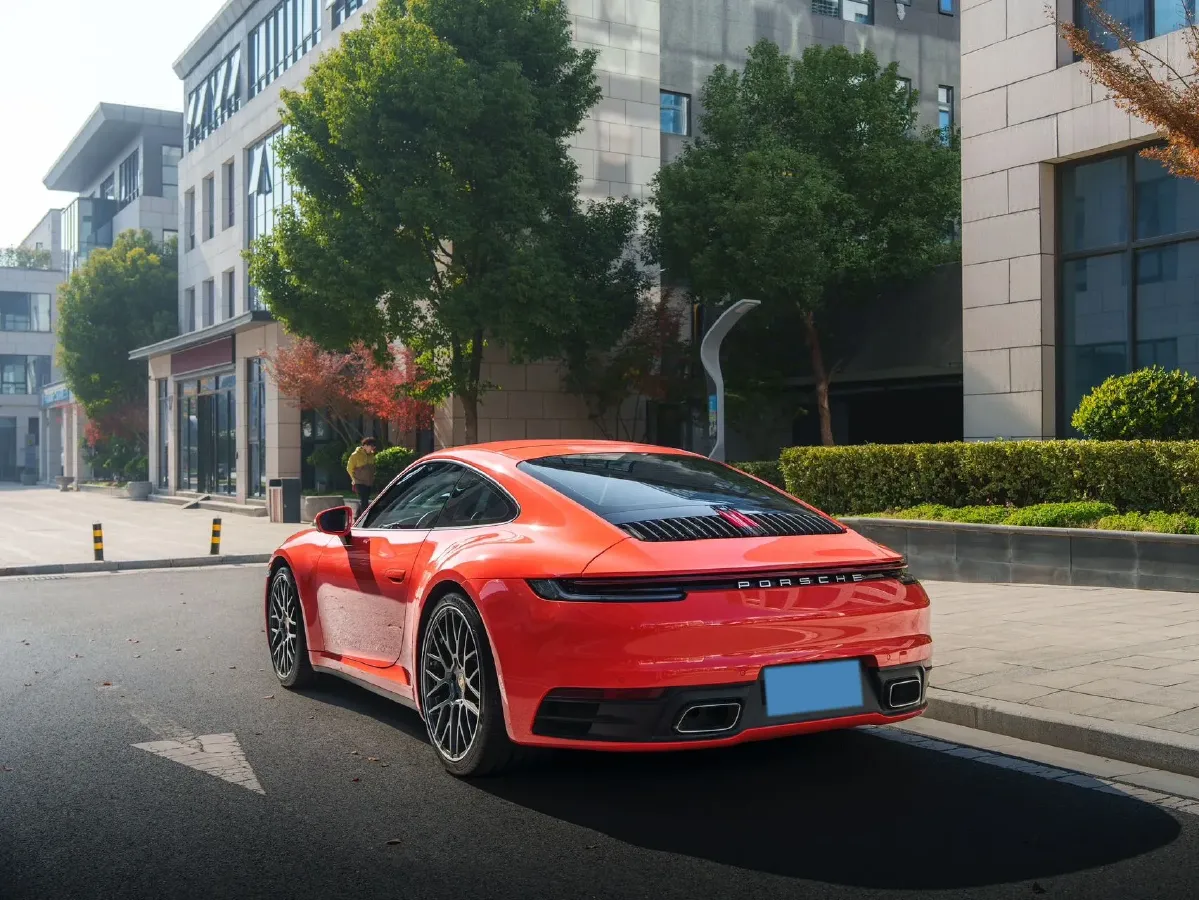 2022 Porsche 911 3.0T 385HP H6 8DCT,autocango,china used car exporter,china ev exporter,chinese used car exporter,chinese used ev exporter