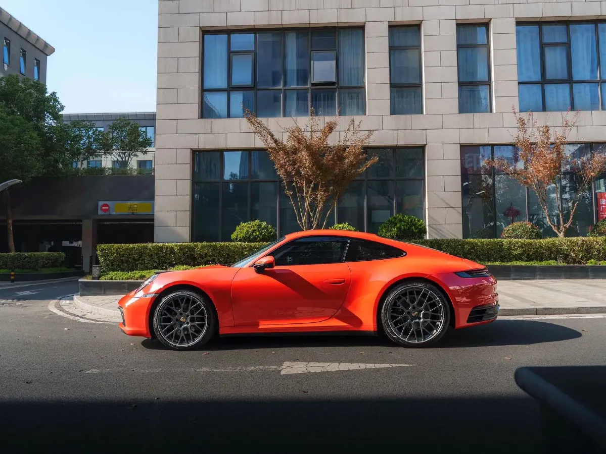 2022 Porsche 911 3.0T 385HP H6 8DCT,autocango,china used car exporter,china ev exporter,chinese used car exporter,chinese used ev exporter