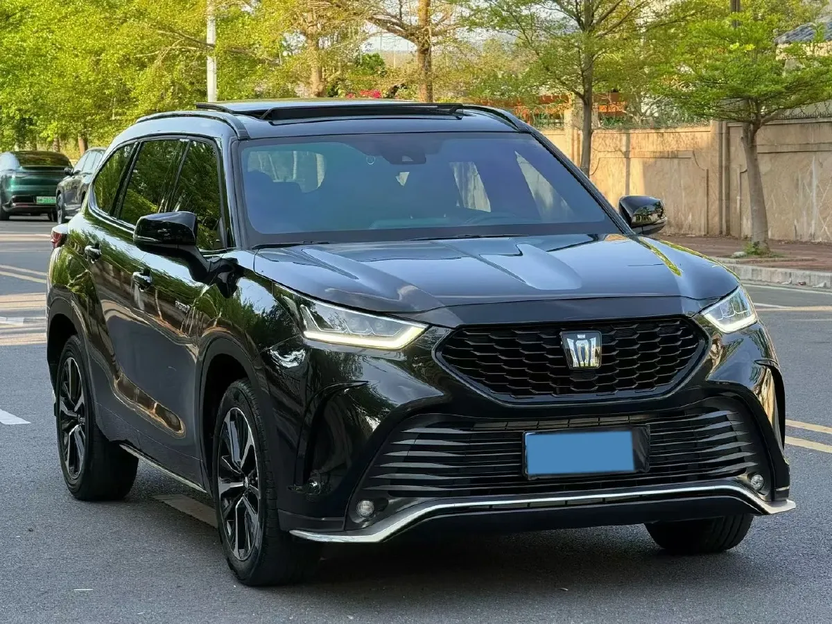 2022 Toyota Crown Kluger 2.5L 192HP L4 E-CVT Hybrid,autocango,china used car exporter,china ev exporter,chinese used car exporter,chinese used ev exporter