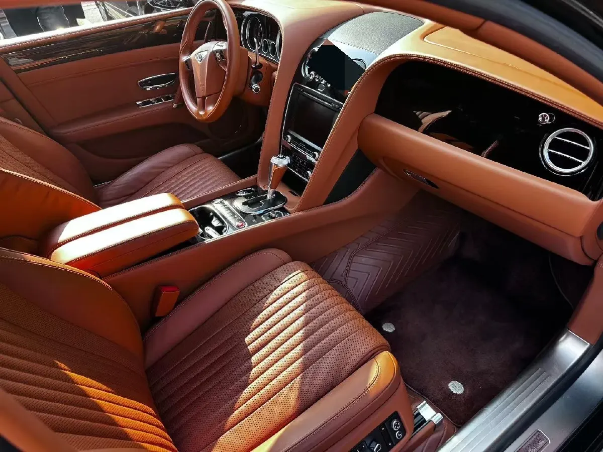 2017 Bentley Flying Spur 4.0T 528HP V8 8AT,autocango,china used car exporter,china ev exporter,chinese used car exporter,chinese used ev exporter