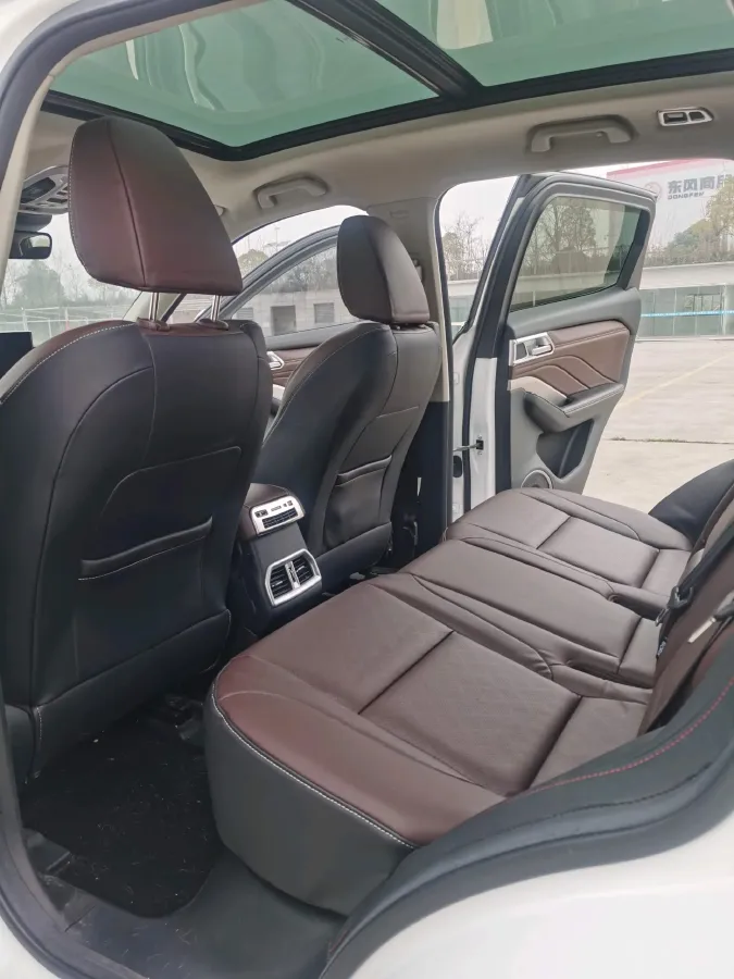 2018 WEY VV6 2.0T 197HP L4 7DCT,autocango,china used car exporter,china ev exporter,chinese used car exporter,chinese used ev exporter