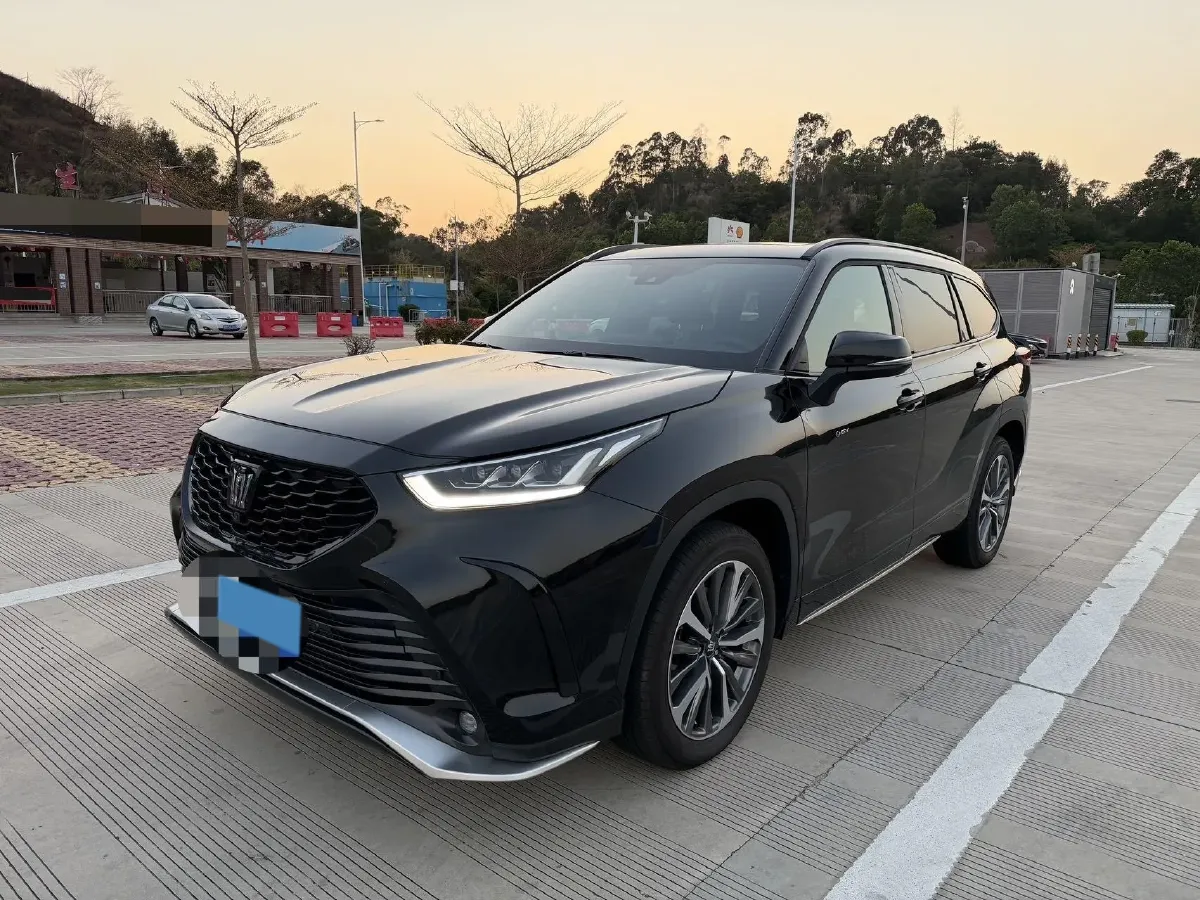 2024 Toyota Crown Kluger 2.5L 189HP L4 E-CVT Hybrid,autocango,china used car exporter,china ev exporter,chinese used car exporter,chinese used ev exporter