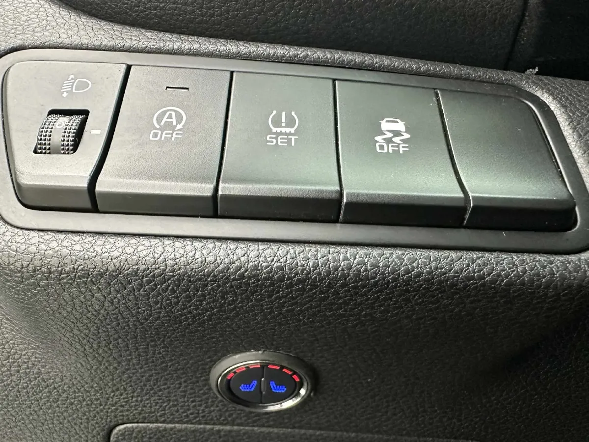 2021 Kia KX3 1.5L 115HP L4 CVT,autocango,china used car exporter,china ev exporter,chinese used car exporter,chinese used ev exporter