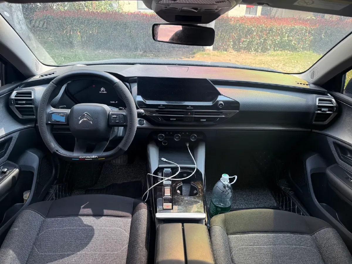 2023 Citroen C5 X 1.6T 175HP L4 8AT,autocango,china used car exporter,china ev exporter,chinese used car exporter,chinese used ev exporter