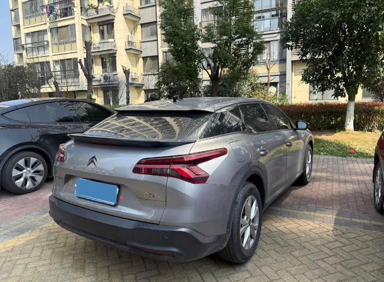2023 Citroen C5 X 1.6T 175HP L4 8AT,autocango,china used car exporter,china ev exporter,chinese used car exporter,chinese used ev exporter