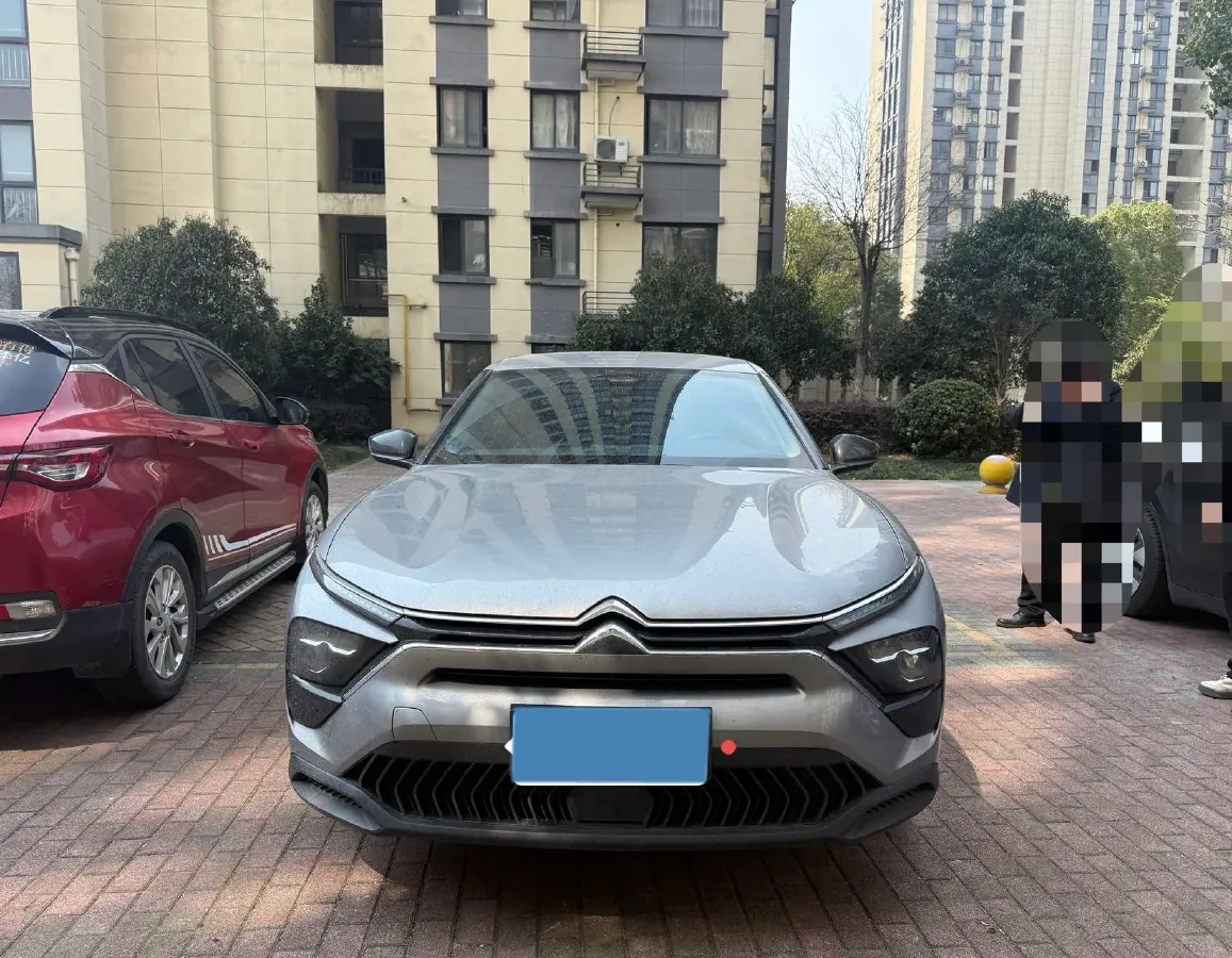 2023 Citroen C5 X 1.6T 175HP L4 8AT,autocango,china used car exporter,china ev exporter,chinese used car exporter,chinese used ev exporter