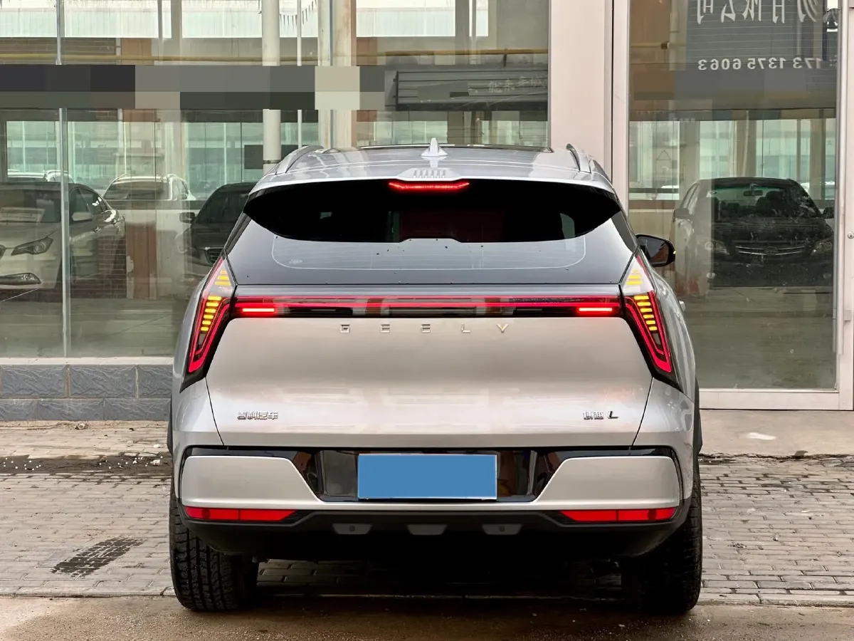 2025 Geely StarRay 1.5T 181HP L4 7DCT,autocango,china used car exporter,china ev exporter,chinese used car exporter,chinese used ev exporter