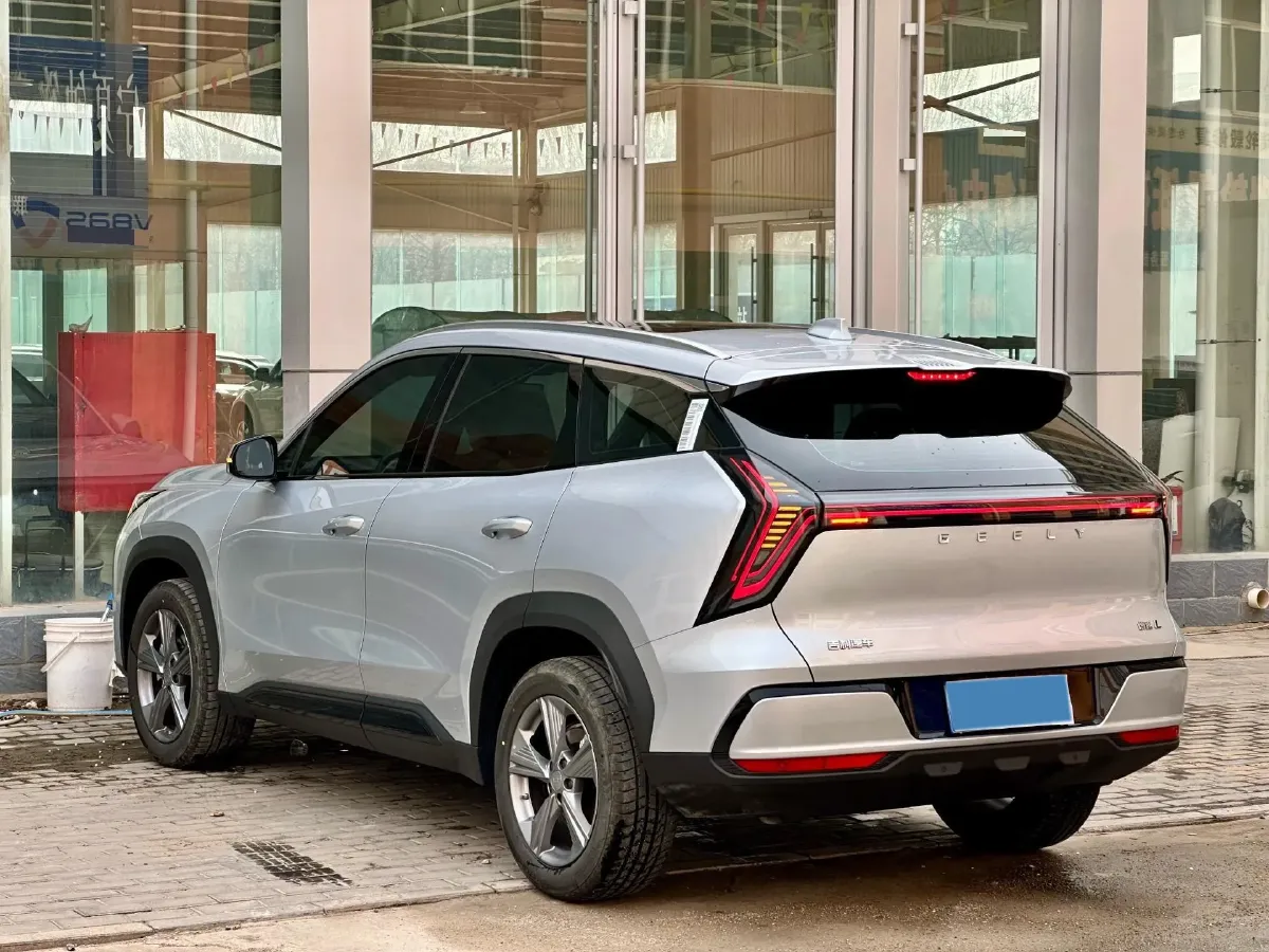 2025 Geely StarRay 1.5T 181HP L4 7DCT,autocango,china used car exporter,china ev exporter,chinese used car exporter,chinese used ev exporter