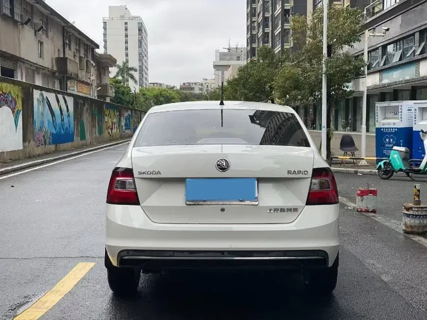 2019 Skoda Rapid Spaceback 1.5L 110HP L4 6AT,autocango,china used car exporter,china ev exporter,chinese used car exporter,chinese used ev exporter
