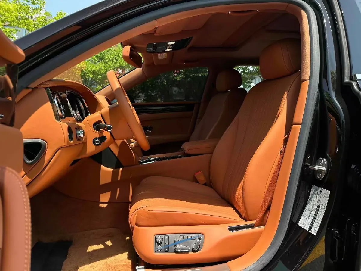 2017 Bentley Flying Spur 4.0T 507HP V8 8AT,autocango,china used car exporter,china ev exporter,chinese used car exporter,chinese used ev exporter