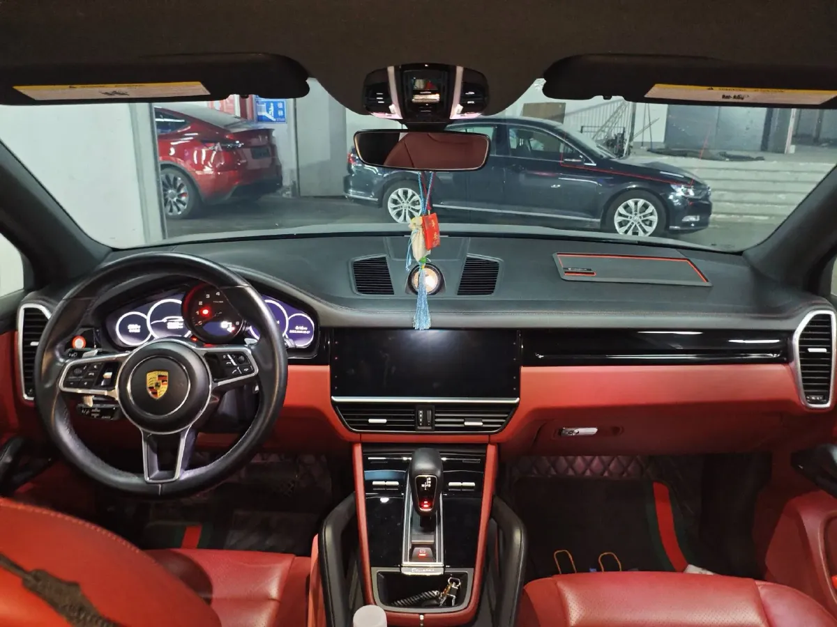 2022 Porsche Cayenne 3.0T 340HP V6 8AT,autocango,china used car exporter,china ev exporter,chinese used car exporter,chinese used ev exporter