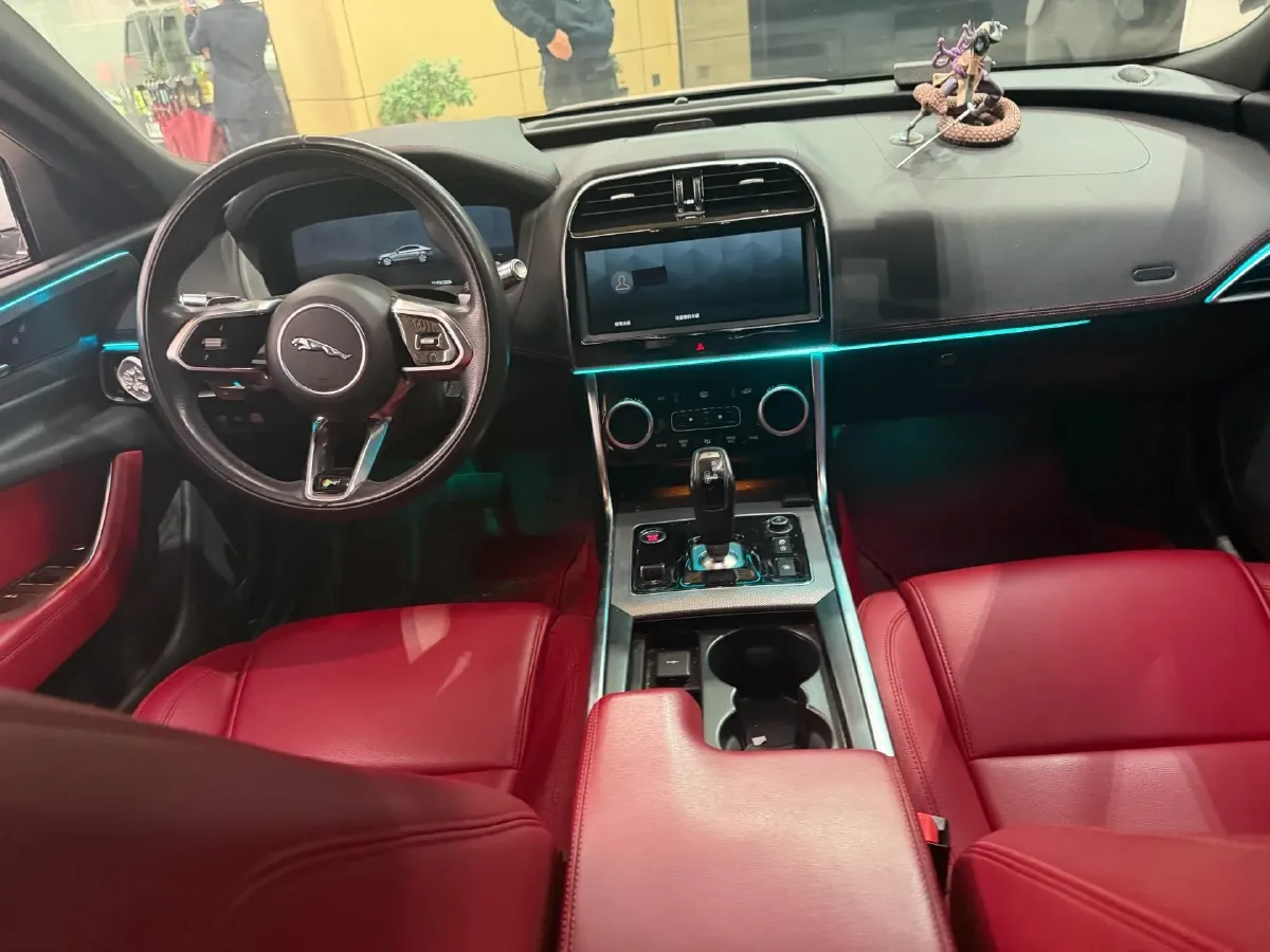 2021 Jaguar XEL 2.0T 250HP L4 8AT,autocango,china used car exporter,china ev exporter,chinese used car exporter,chinese used ev exporter