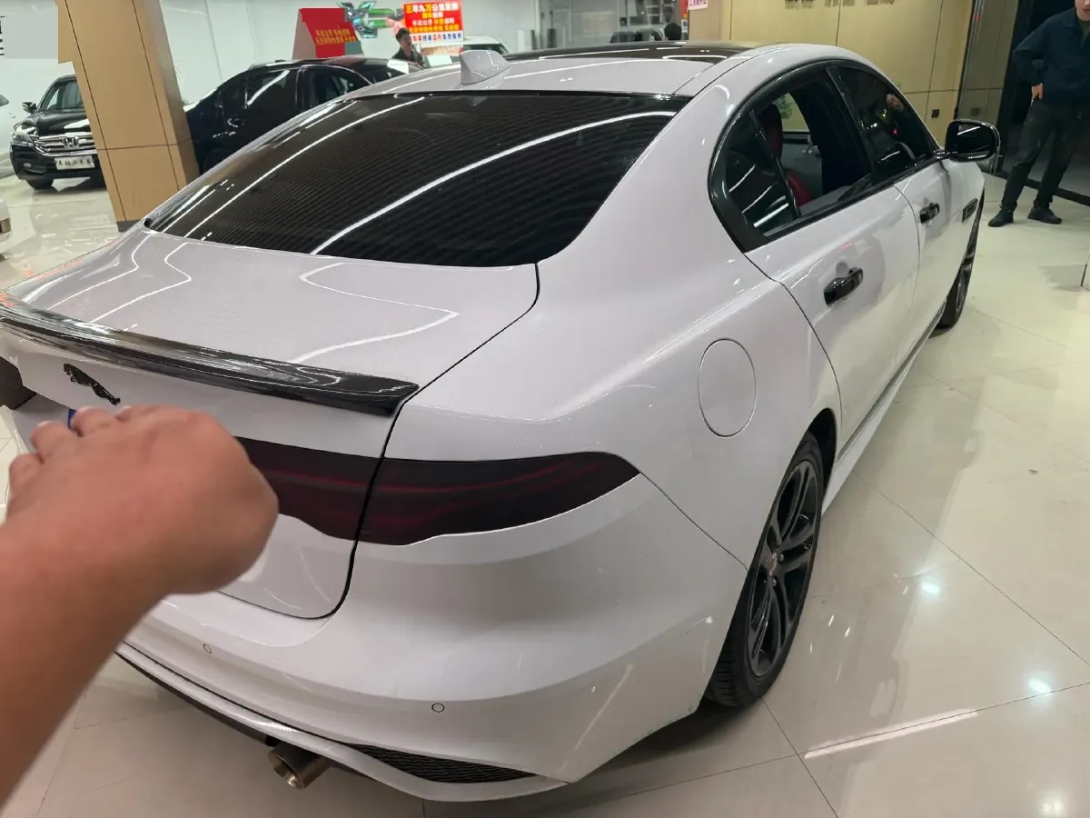 2021 Jaguar XEL 2.0T 250HP L4 8AT,autocango,china used car exporter,china ev exporter,chinese used car exporter,chinese used ev exporter